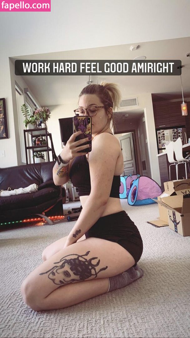 Ifooya Nude