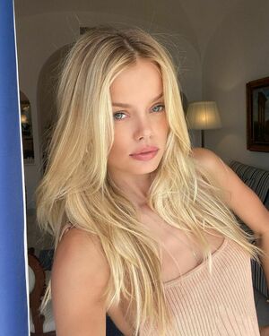 Frida Aasen nude #0010