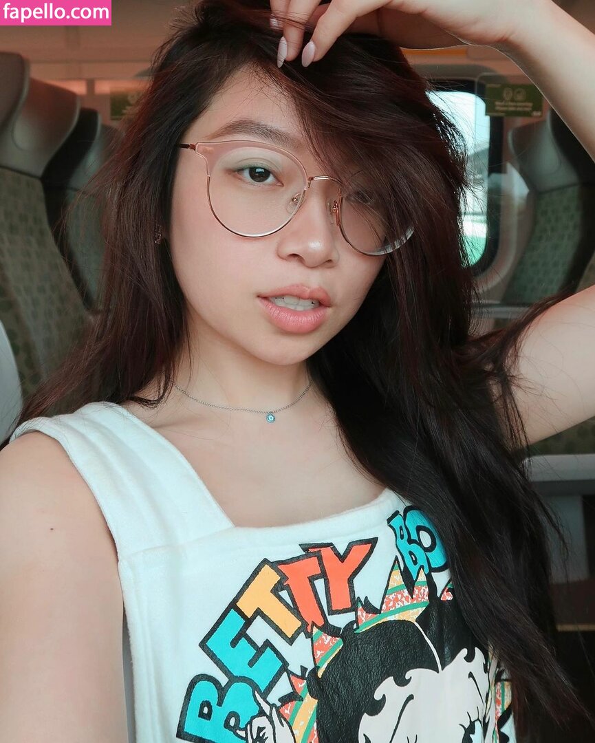 Fruitypoppin leaked nude photo #0291 (Fruitypoppin / Karen Ip)