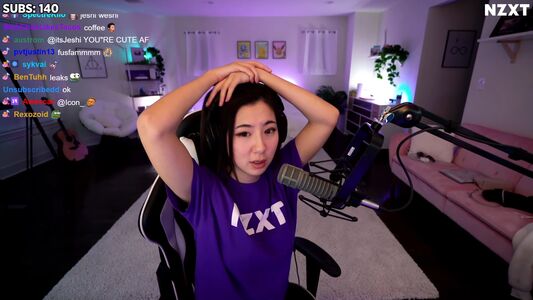 Fuslie nude #0058