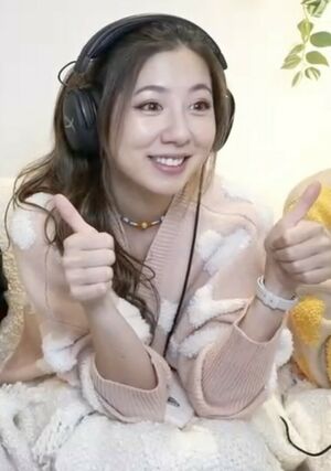 Fuslie nude #0268