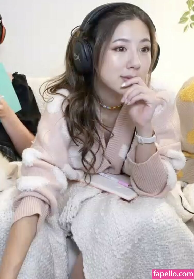 Fuslie leaked nude photo #0270 (Fuslie / Leslie)