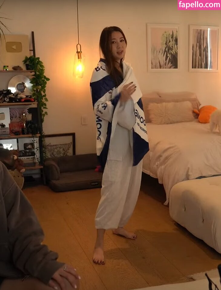 Fuslie leaked nude photo #0399 (Fuslie / Leslie)