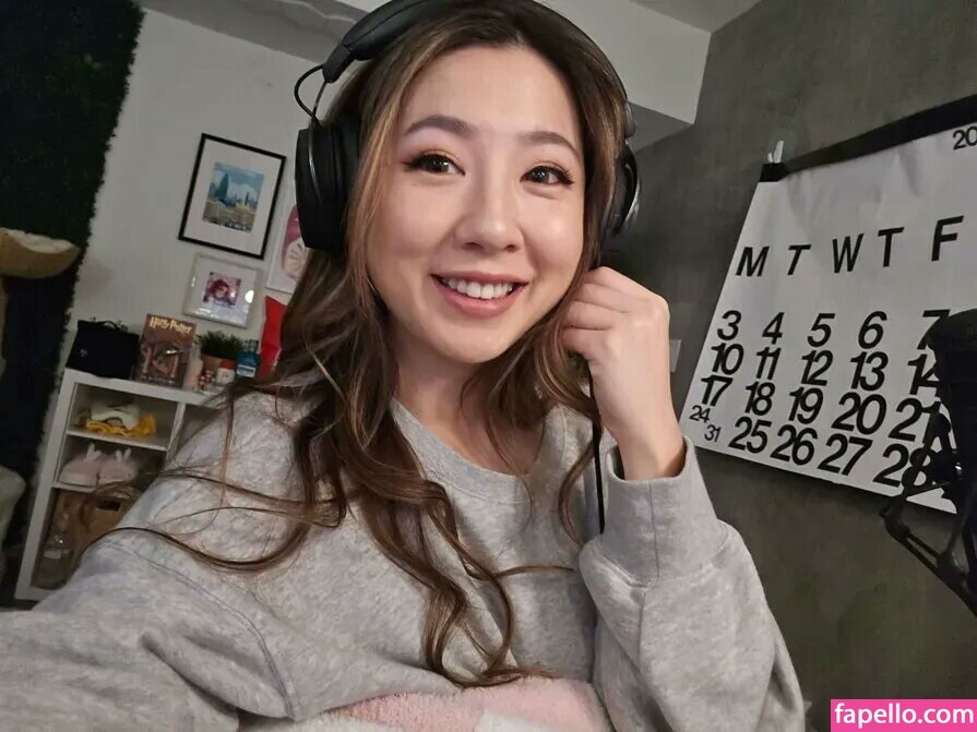 Fuslie leaked nude photo #0574 (Fuslie / Leslie)