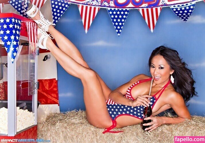 Gail Kim leaked nude photo #0647 (Gail Kim / gailkimitsme)