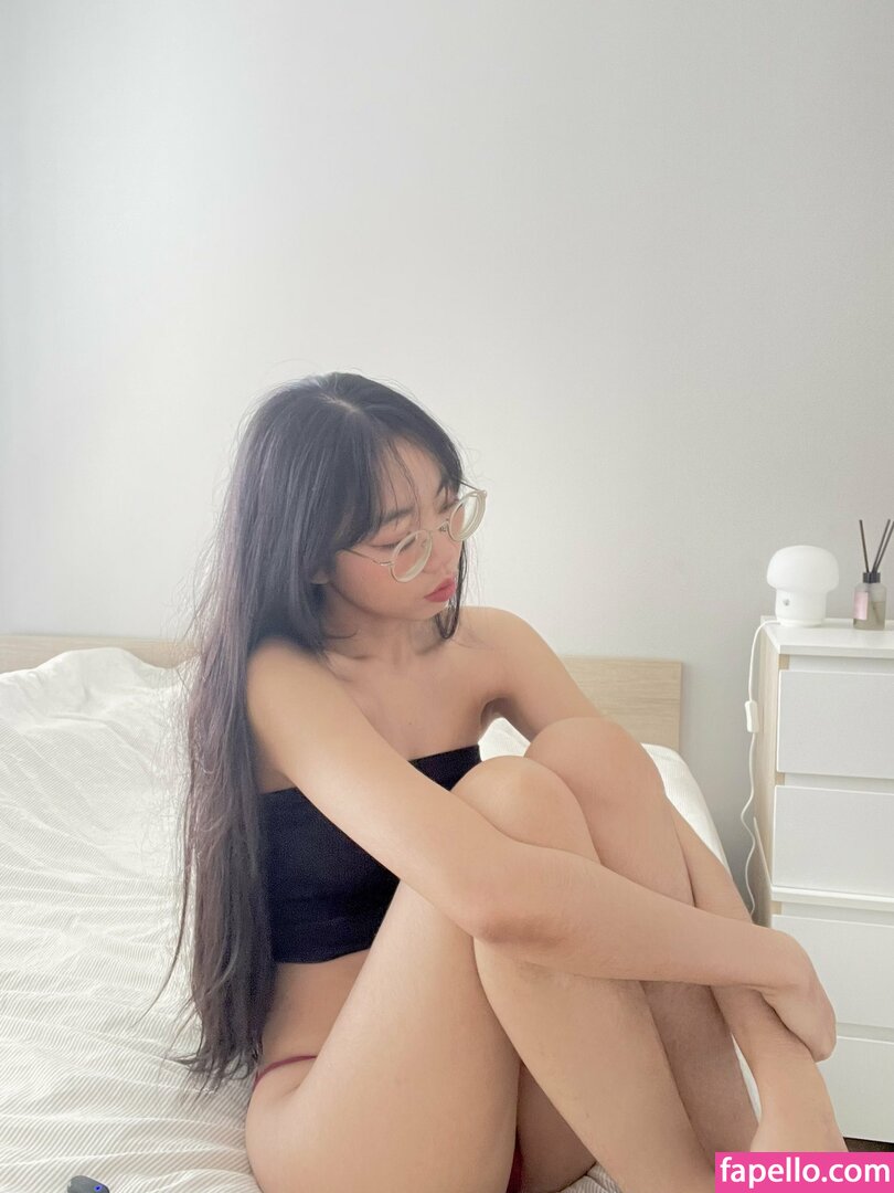 GGoldenbee leaked nude photo #0059 (GGoldenbee / Dayone_ps / goldenbeelive)