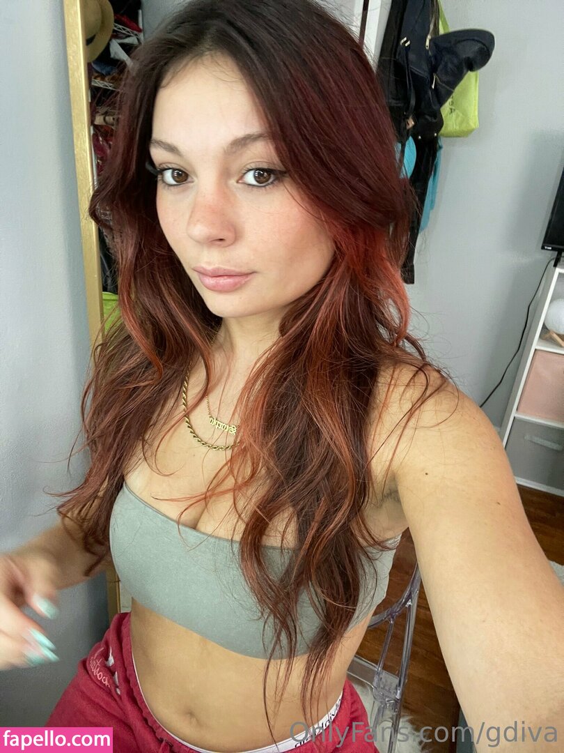 Ginevra Pintor leaked nude photo #0004 (Ginevra Pintor / BabyG27 / Gdiva96 / ginevradp / ginnijoie)