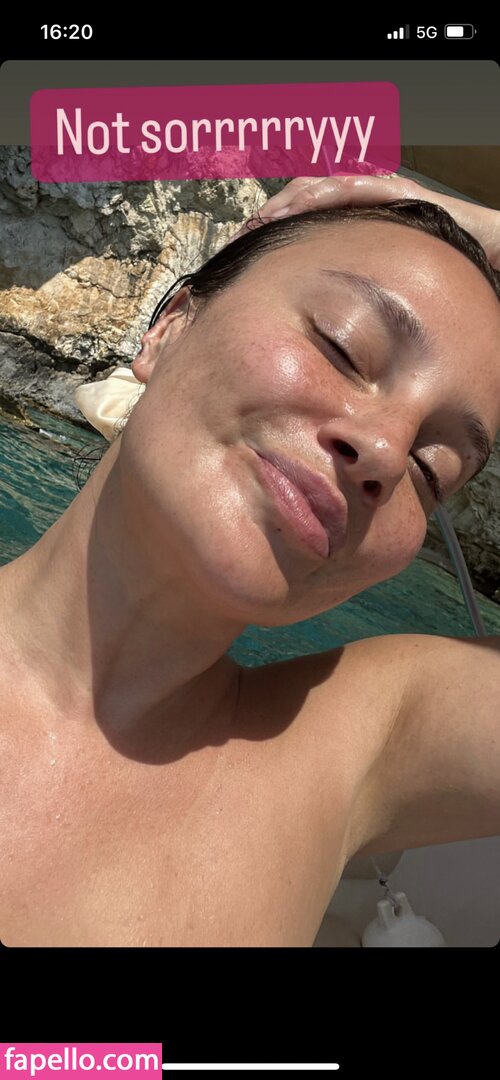 Gizzi Erskine leaked nude photo #0012 (Gizzi Erskine / gizzierskine)