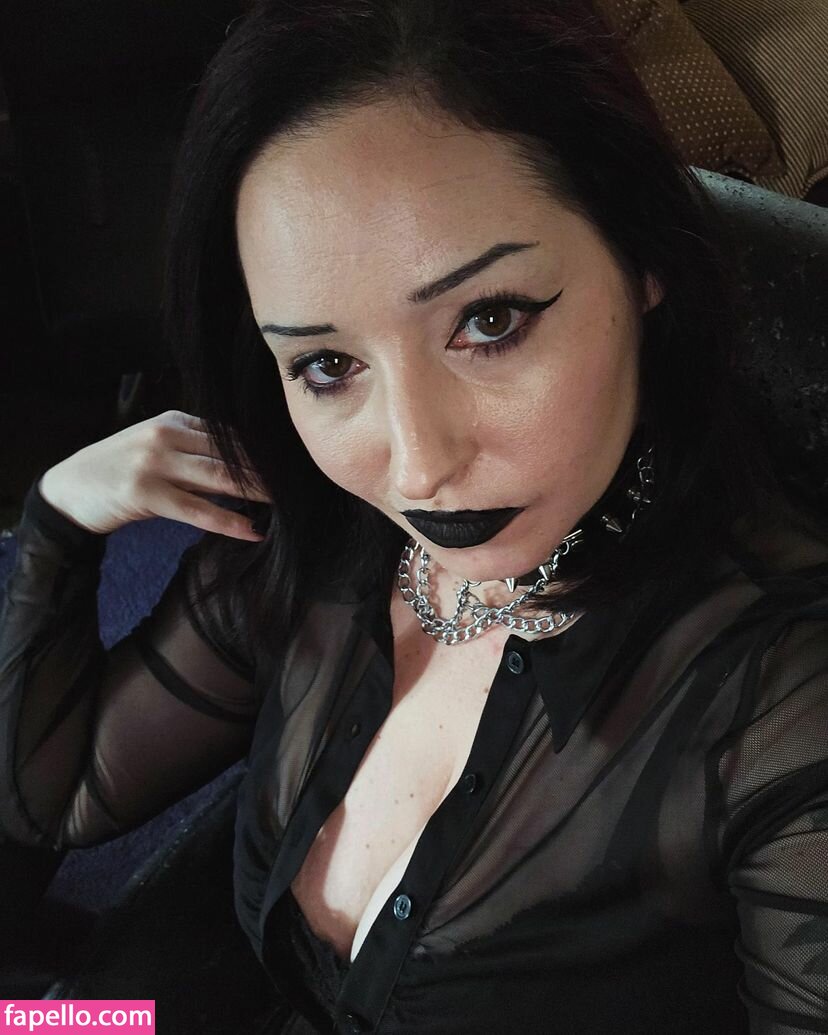 goth-goddess-thea / https: / the_goddess_thea Nude Leaked OnlyFans Photo  #29 - Fapello