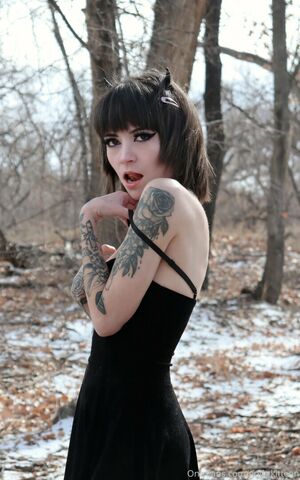 goth-kitteen nude #0008