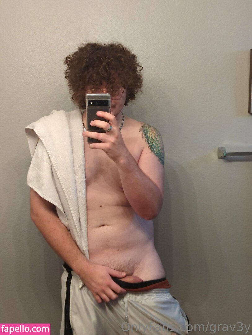 grav3y leaked nude photo #0003 (grav3y / grav3yardgirl)