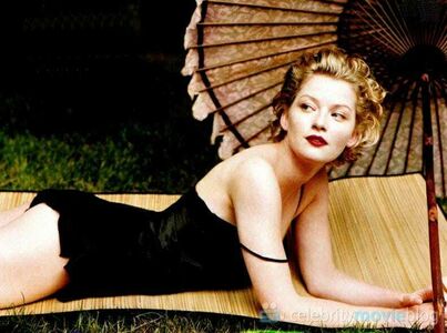 Gretchen Mol nude #0007