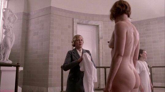 Gretchen Mol nude #0015