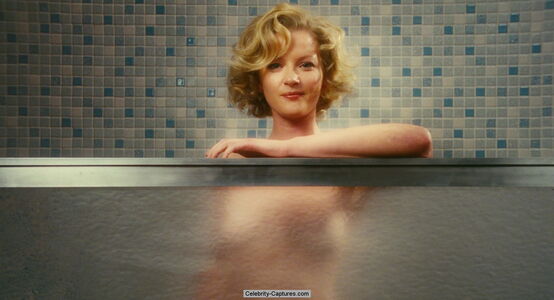 Gretchen Mol nude #0073