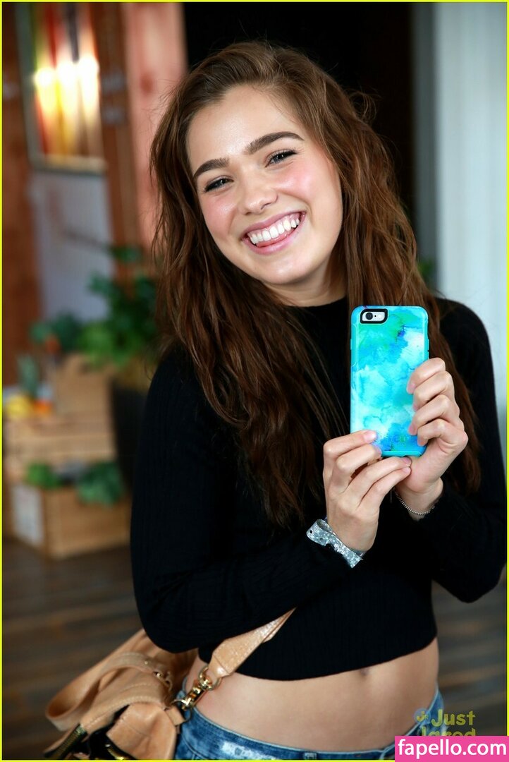 Haley Lu Richardson leaked nude photo #0074 (Haley Lu Richardson / haleyluhoo)