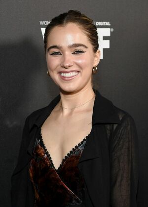 Haley Lu Richardson nude #0081