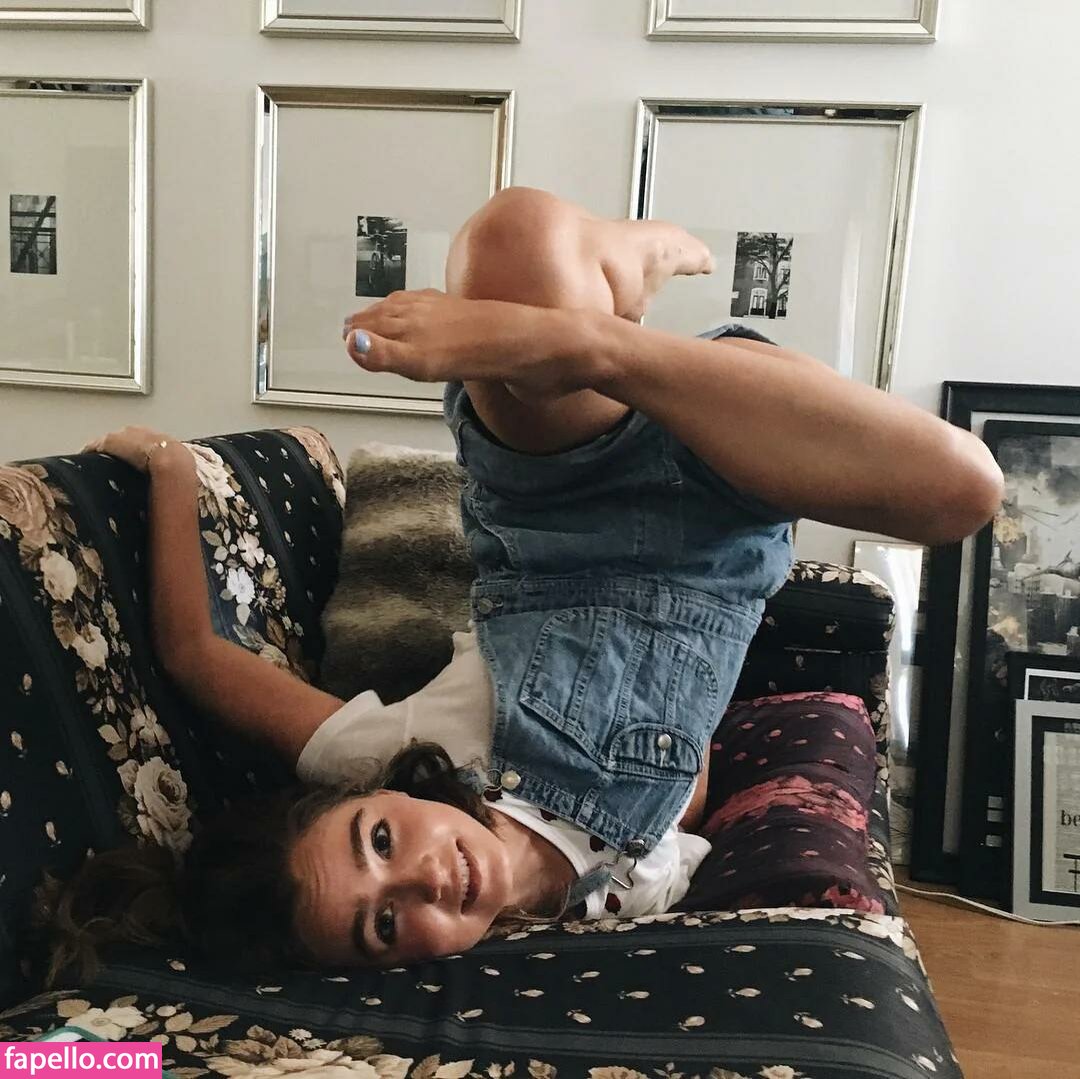 Haley Lu Richardson leaked nude photo #0205 (Haley Lu Richardson / haleyluhoo)