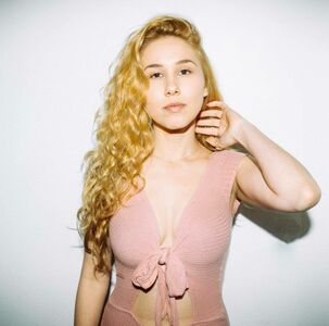 Haley Reinhart nude #0004