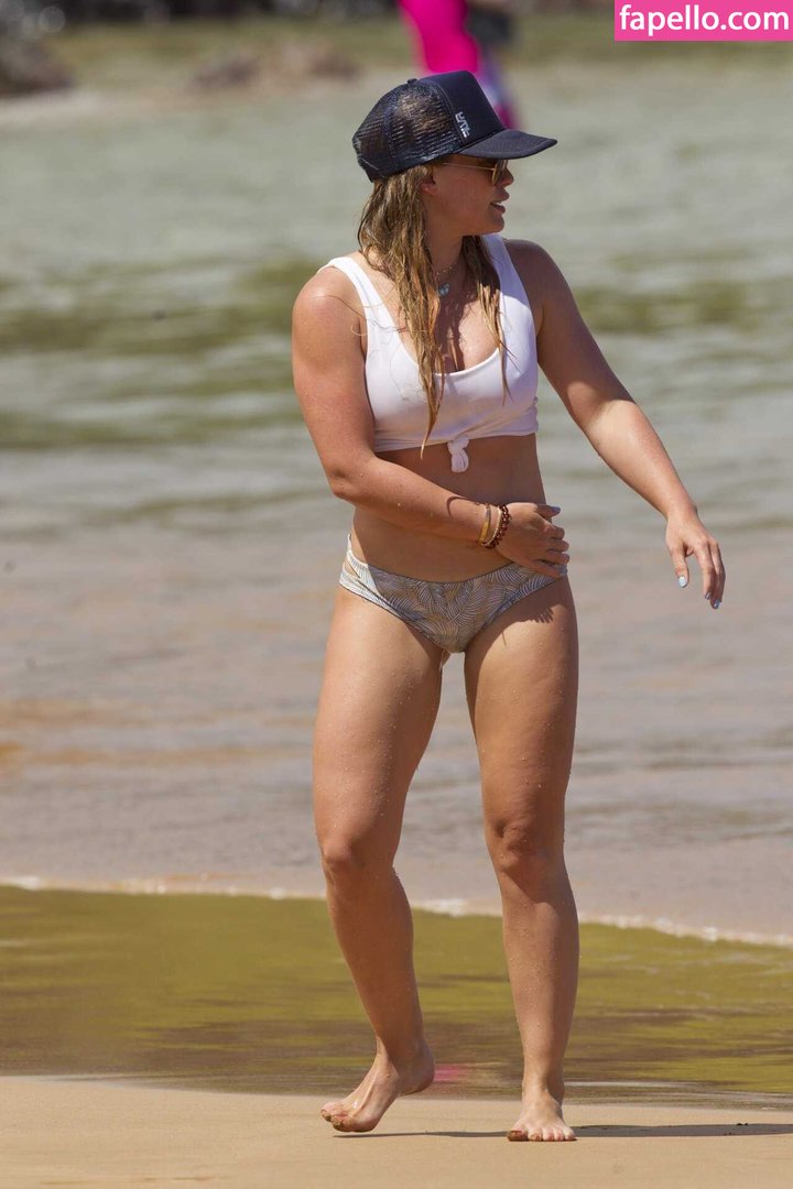 Hilary Duff leaked nude photo #0225 (Hilary Duff / hilaryduff / kylanharv)