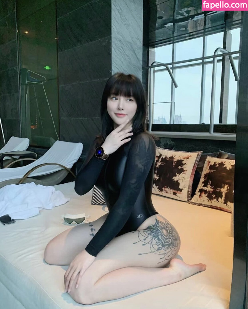 Hitomi Songyuxin leaked nude photo #0049 (Hitomi Songyuxin / i_am_hitomi_1994 / songyuxinhitomi)