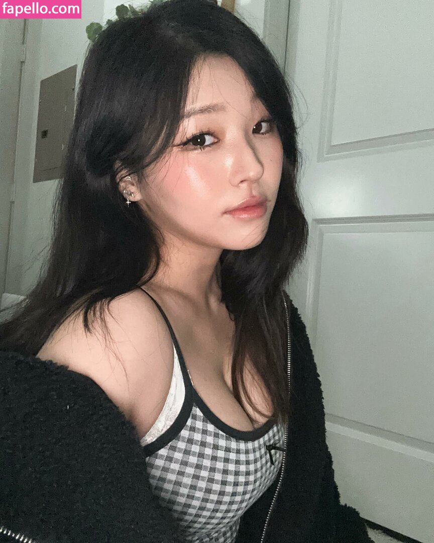 Hyoon leaked nude photo #0162 (Hyoon / Aikuros)