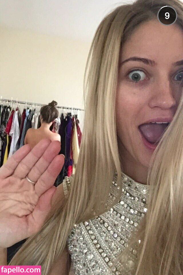 iJustine leaked nude photo #0170 (iJustine / Justine Ezarik)