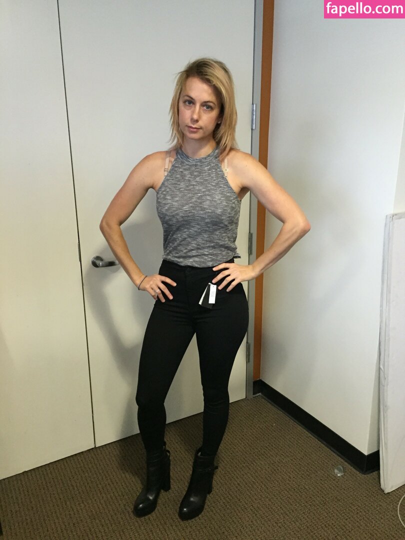 Iliza Shlesinger leaked nude photo #0108 (Iliza Shlesinger / ilizas)