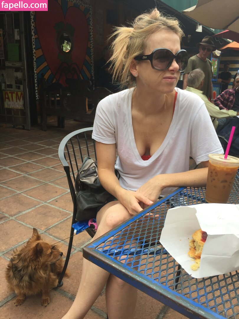 Iliza Shlesinger leaked nude photo #0111 (Iliza Shlesinger / ilizas)