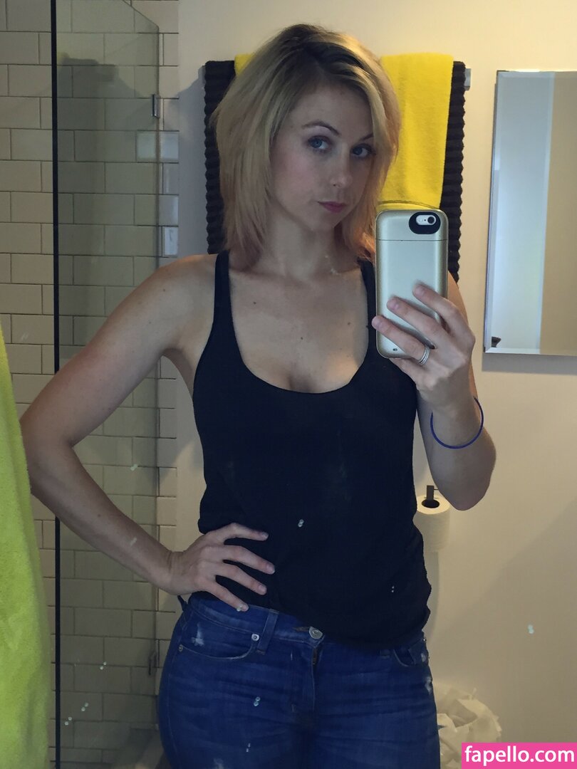 Iliza Shlesinger leaked nude photo #0133 (Iliza Shlesinger / ilizas)