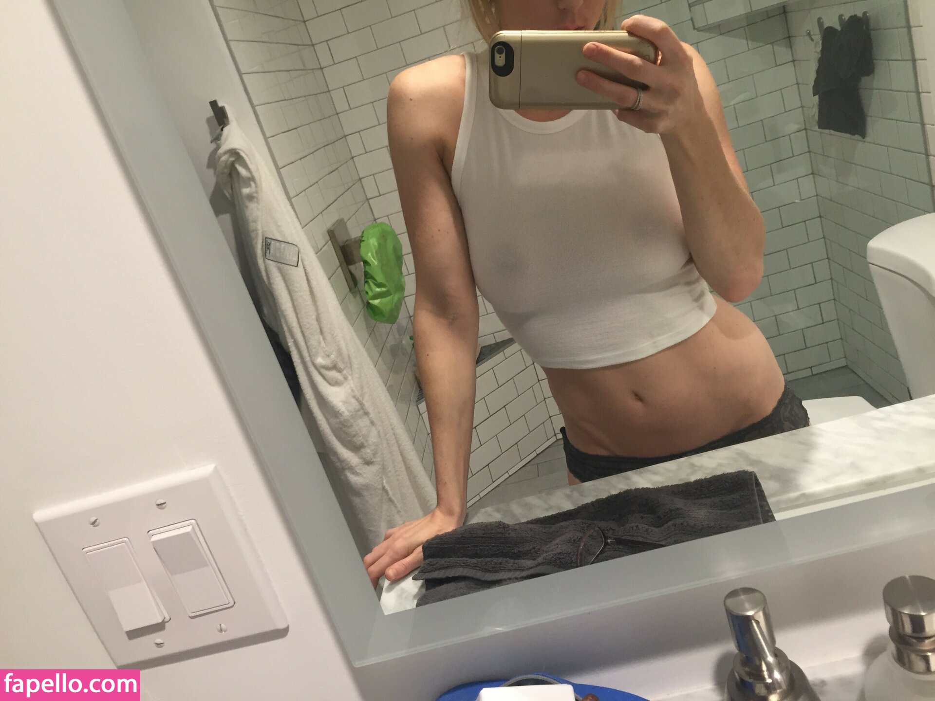 Iliza Shlesinger leaked nude photo #0187 (Iliza Shlesinger / ilizas)