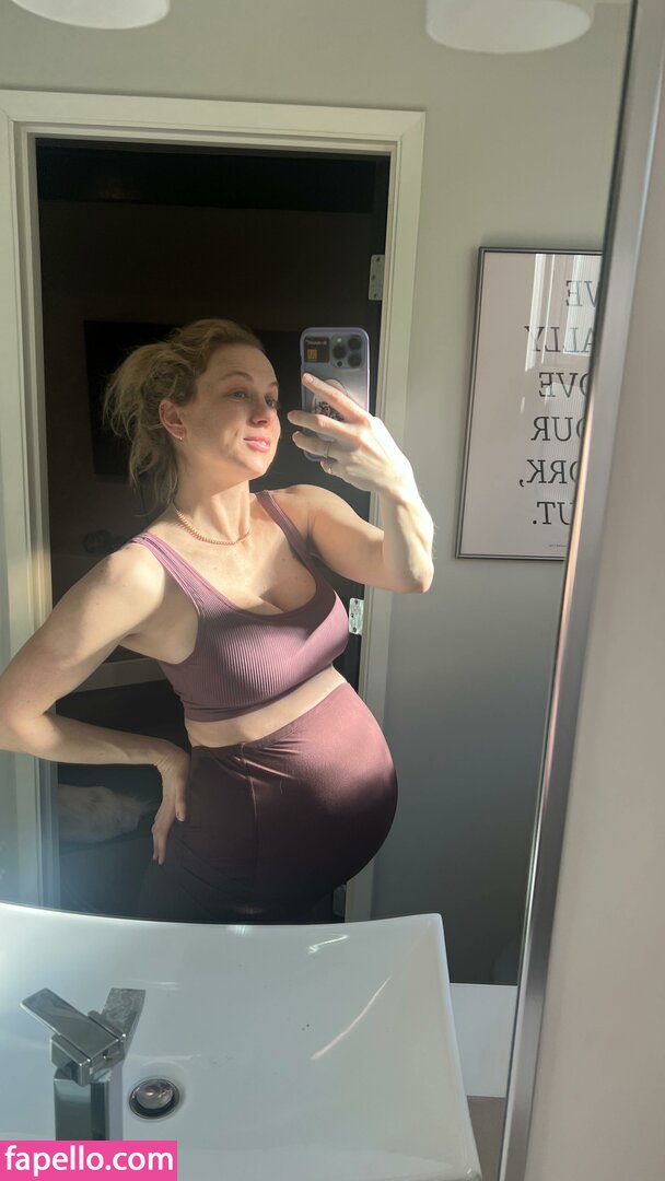 Iliza Shlesinger leaked nude photo #0225 (Iliza Shlesinger / ilizas)