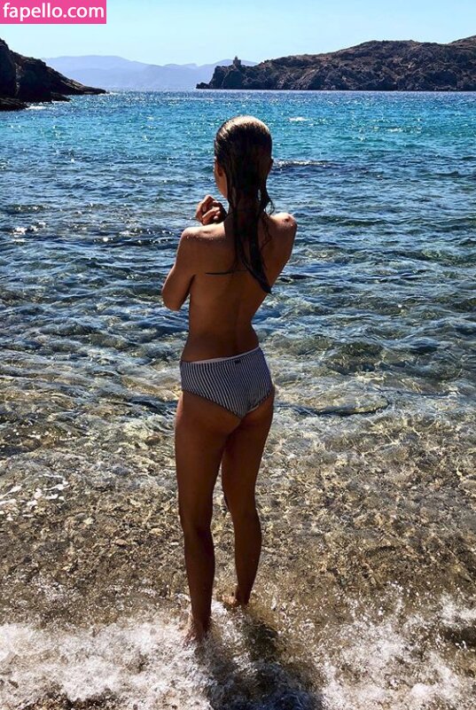 Isabelle Cornish leaked nude photo #0359 (Isabelle Cornish / isabellecornish)