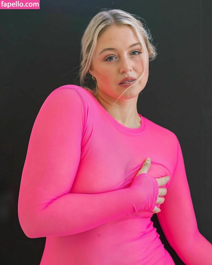 Iskra Lawrence leaked nude photo #0340 (Iskra Lawrence / iskra)