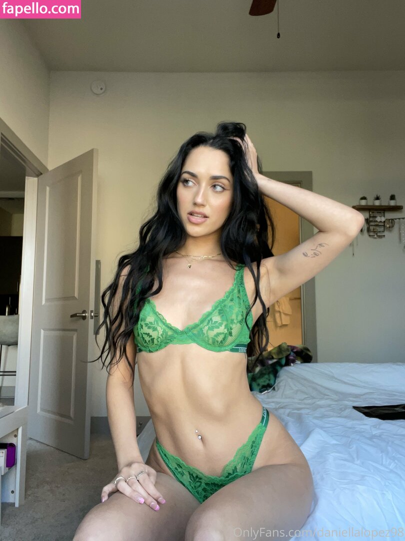 itsdaniella777 leaked nude photo #0040 (itsdaniella777 / itsdanielle91)