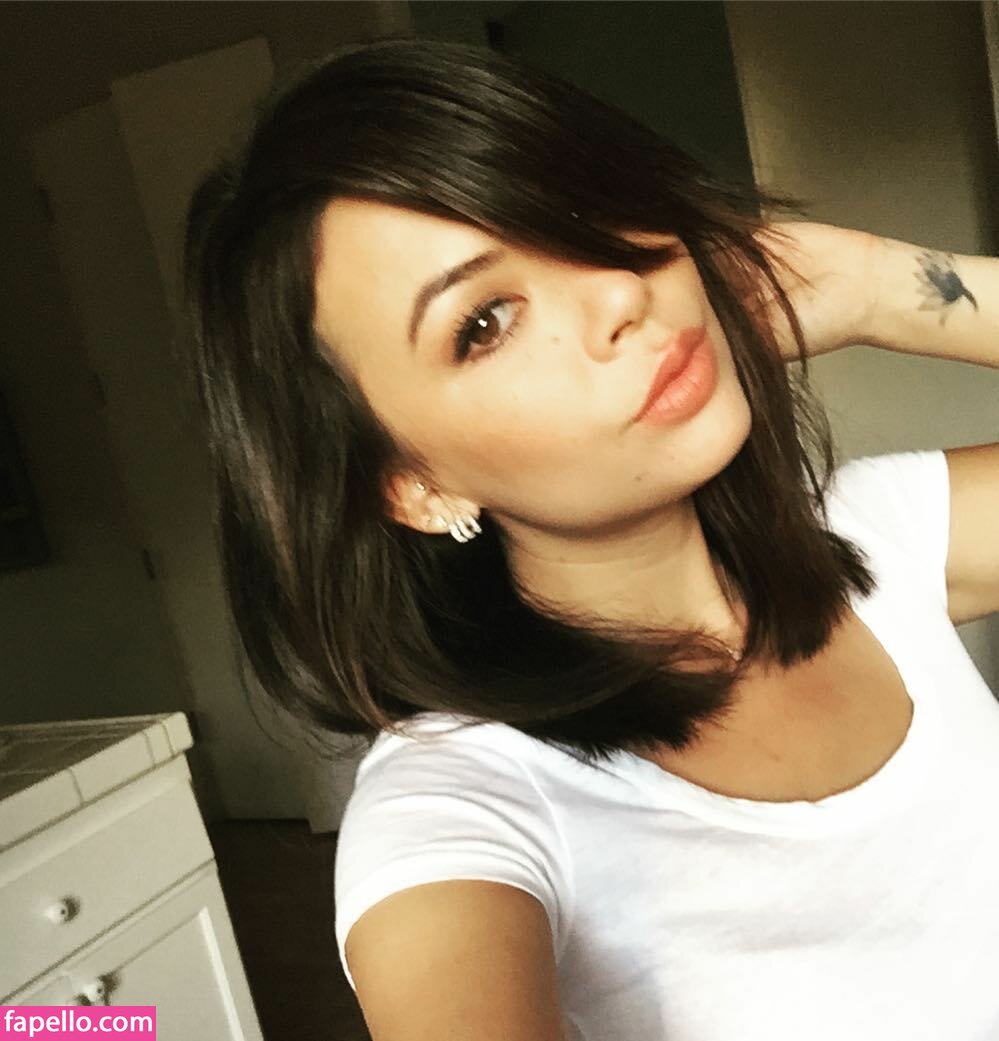 Janel Parrish leaked nude photo #0054 (Janel Parrish)