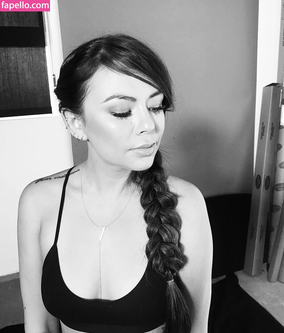 Janel Parrish leaked nude photo #0060 (Janel Parrish)