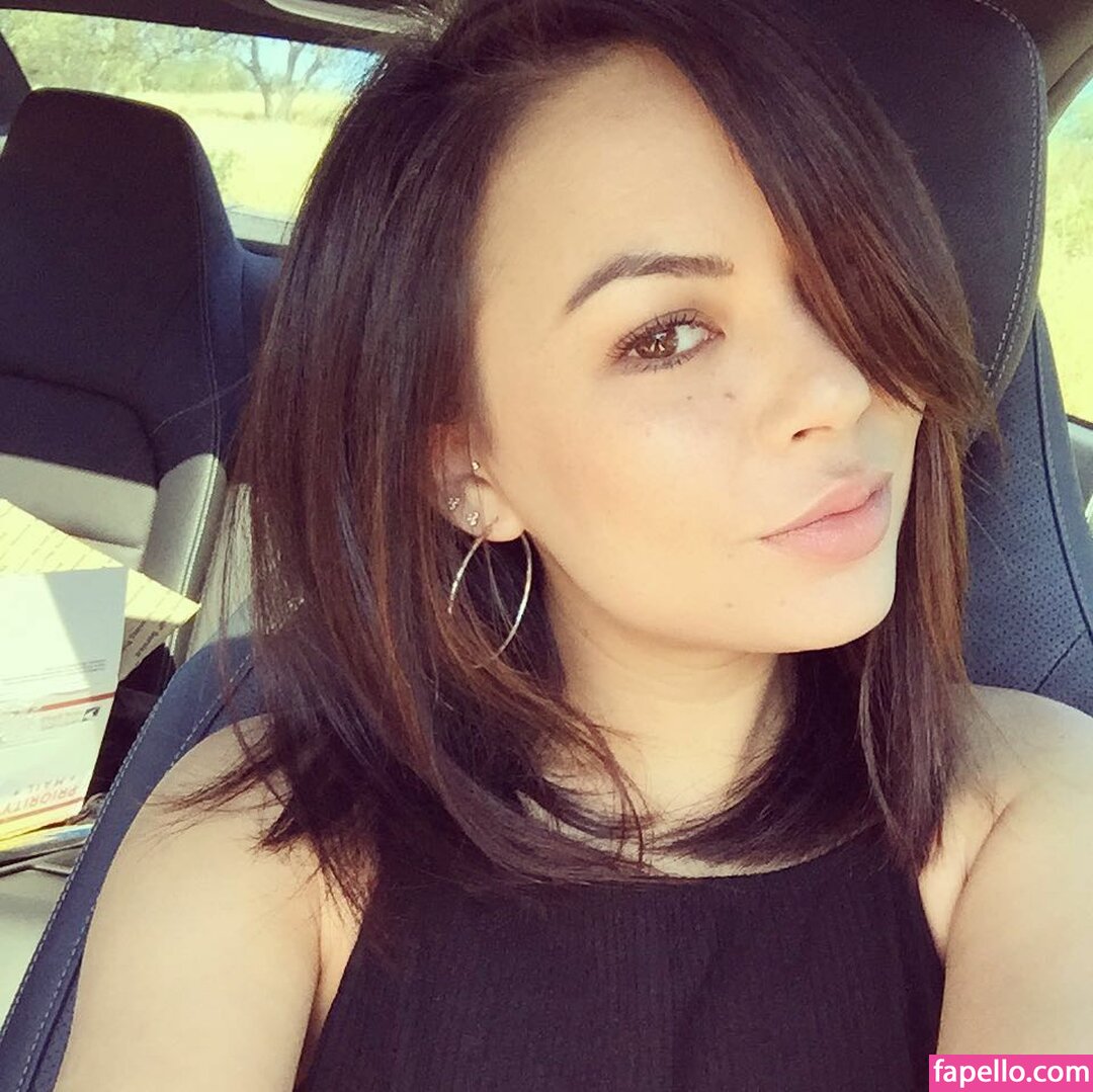 Janel Parrish leaked nude photo #0070 (Janel Parrish)