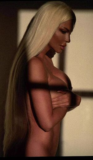 Jelena Karleusa nude #0060