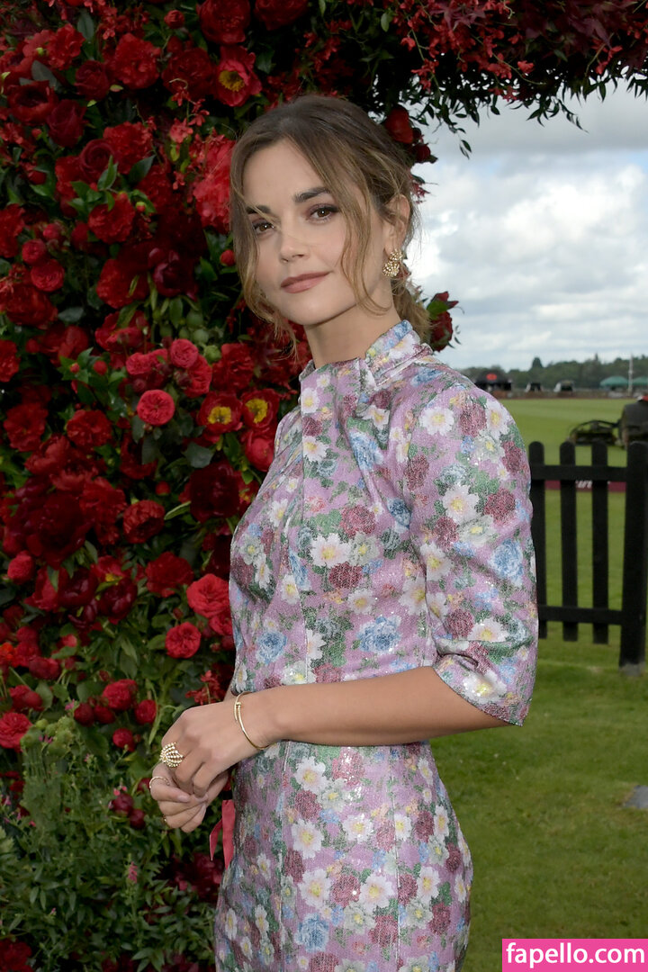 Jenna Coleman leaked nude photo #0076 (Jenna Coleman / jenna_coleman_)