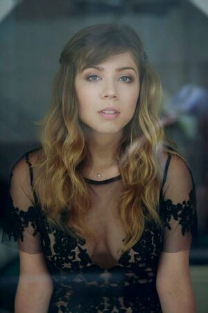 Jennette McCurdy nude #0045