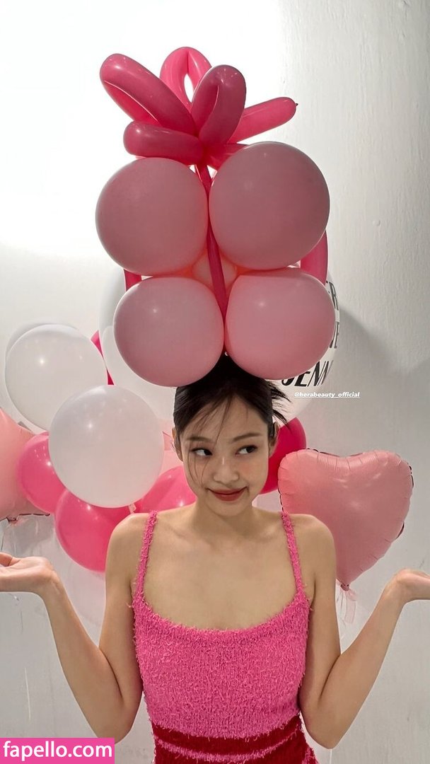 Jennie | BLΛƆKPIИK leaked nude photo #0004 (Jennie | BLΛƆKPIИK / Blackpink / jennierubyjane / sheflieshigh)