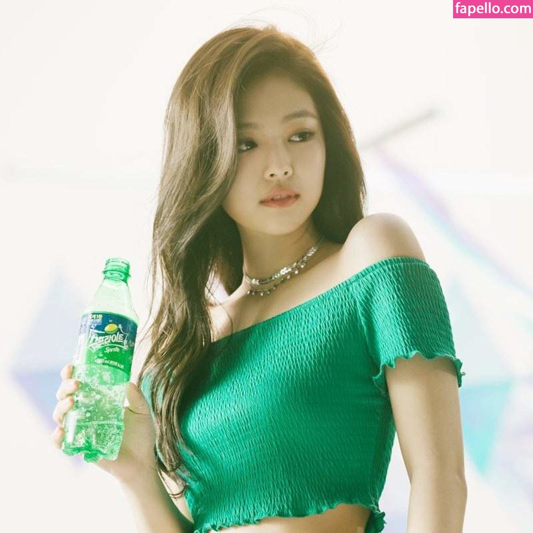 Jennie | BLΛƆKPIИK leaked nude photo #0055 (Jennie | BLΛƆKPIИK / Blackpink / jennierubyjane / sheflieshigh)