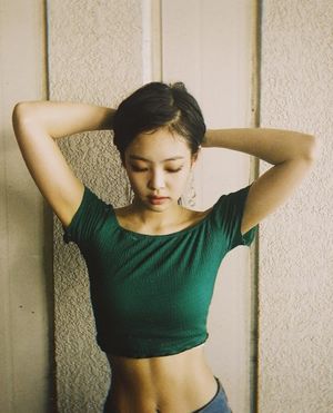 Jennie | BLΛƆKPIИK nude #0061