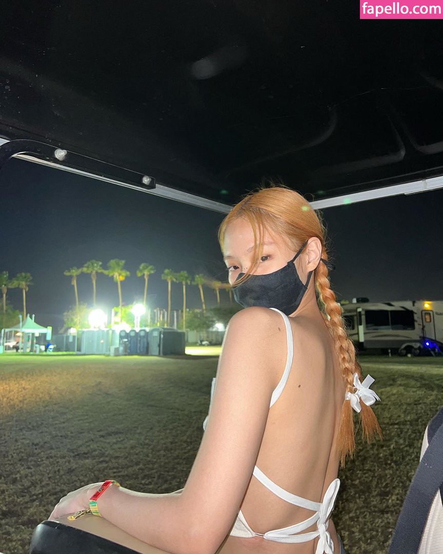 Jennie | BLΛƆKPIИK leaked nude photo #0076 (Jennie | BLΛƆKPIИK / Blackpink / jennierubyjane / sheflieshigh)