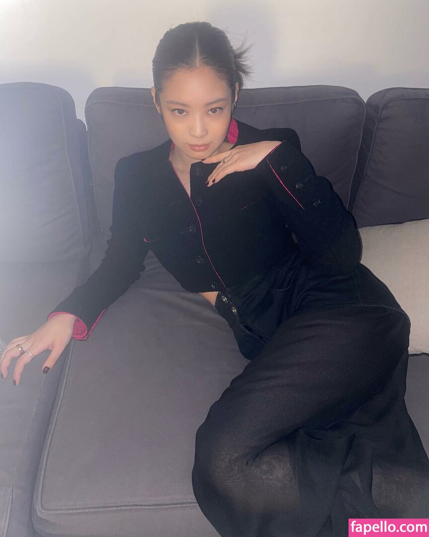 Jennie | BLΛƆKPIИK leaked nude photo #0122 (Jennie | BLΛƆKPIИK / Blackpink / jennierubyjane / sheflieshigh)