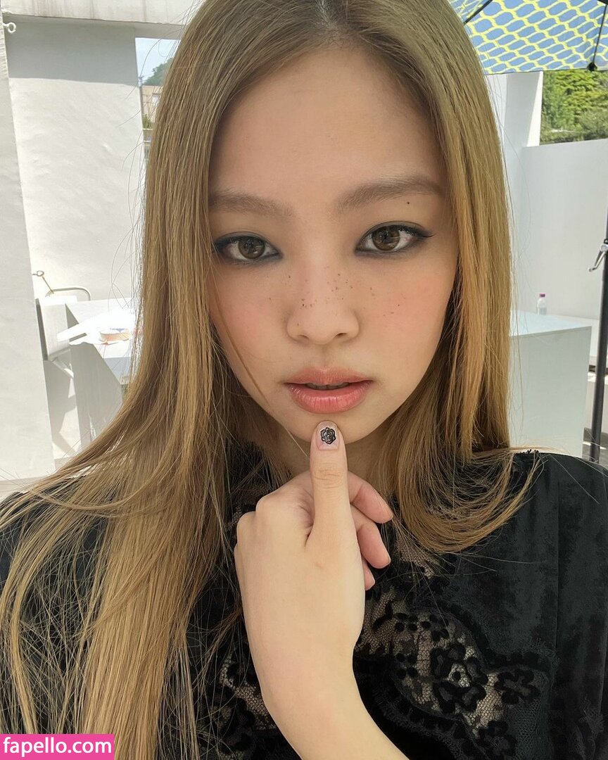 Jennie | BLΛƆKPIИK leaked nude photo #0141 (Jennie | BLΛƆKPIИK / Blackpink / jennierubyjane / sheflieshigh)