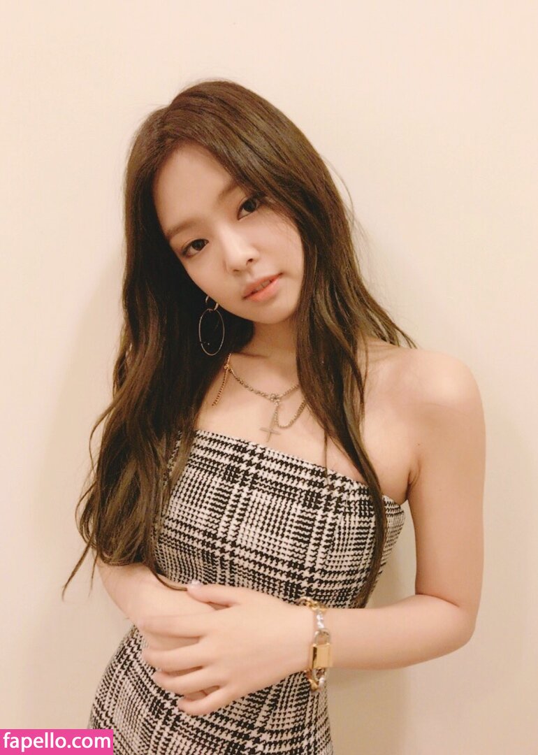 Jennie | BLΛƆKPIИK leaked nude photo #0180 (Jennie | BLΛƆKPIИK / Blackpink / jennierubyjane / sheflieshigh)