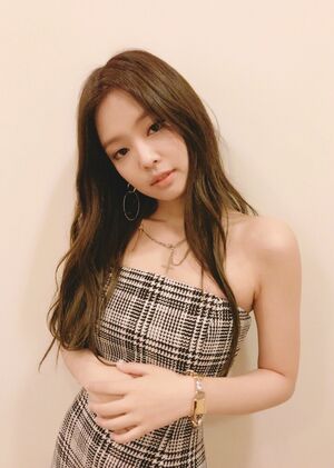 Jennie | BLΛƆKPIИK nude #0180