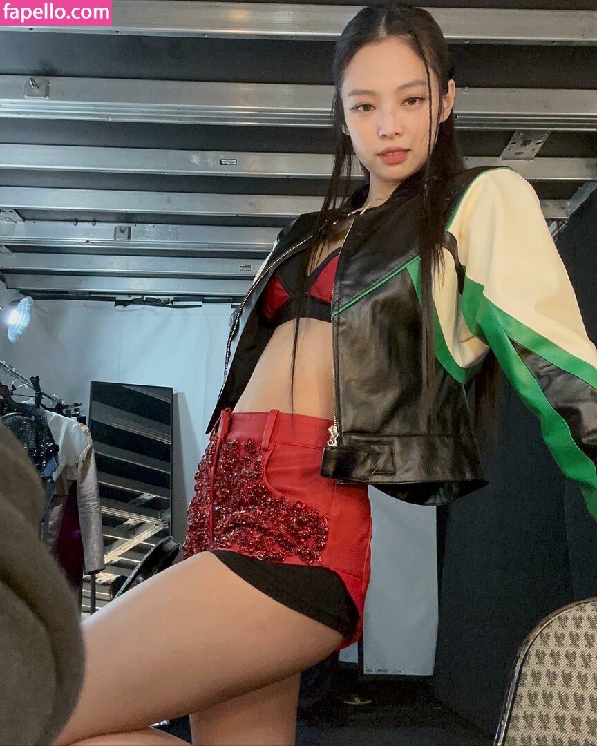 Jennie | BLΛƆKPIИK leaked nude photo #0267 (Jennie | BLΛƆKPIИK / Blackpink / jennierubyjane / sheflieshigh)