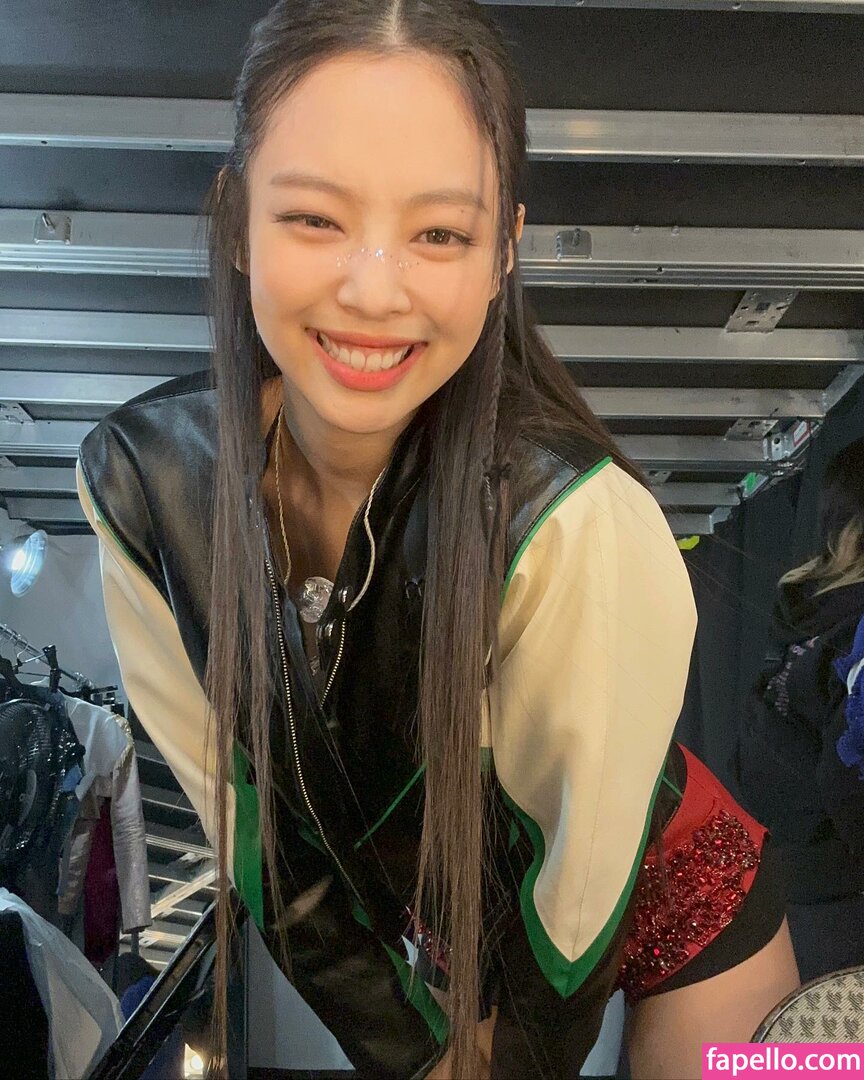 Jennie | BLΛƆKPIИK leaked nude photo #0273 (Jennie | BLΛƆKPIИK / Blackpink / jennierubyjane / sheflieshigh)